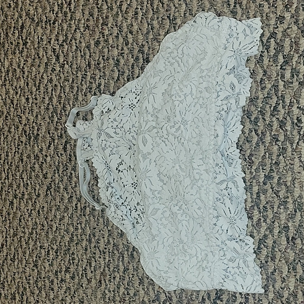 Aerie light gray flower lace bralette